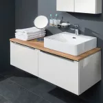 Mereo Mailo, koupelnová skříňka s umyvadlem z litého mramoru 121 cm, bílá, chrom madlo