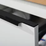 Mereo Mailo, koupelnová skříňka 121 cm, černé madlo, Multidecor, Dub Bardolino